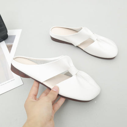 Women’s slip-on shoes with a bow and a soft sole